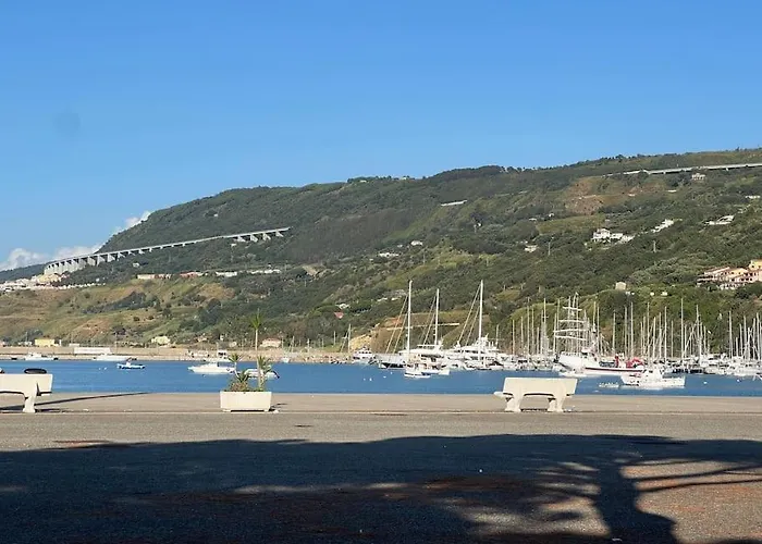 Apartamento Smeraldo House A Few Steps From The Sea Vibo Valentia Marina