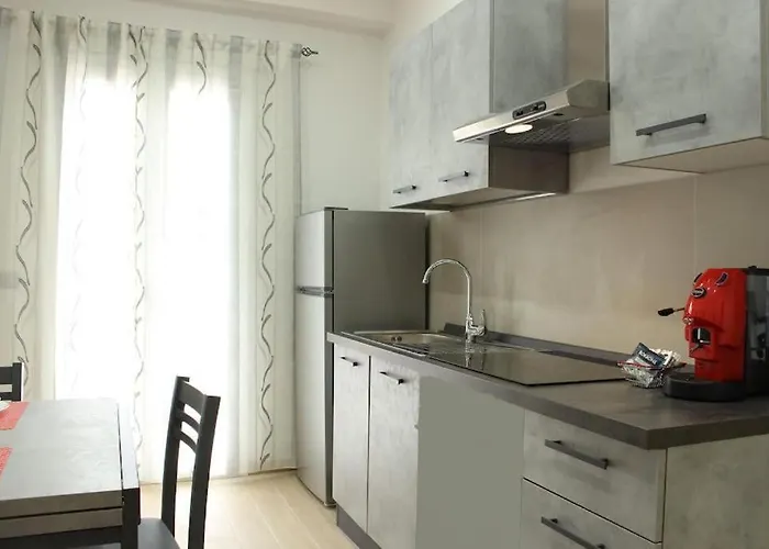 Smeraldo House A Few Steps From The Sea דירה *